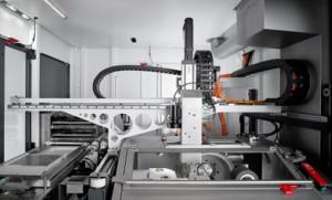 CNCインサート複合研削盤ロボット